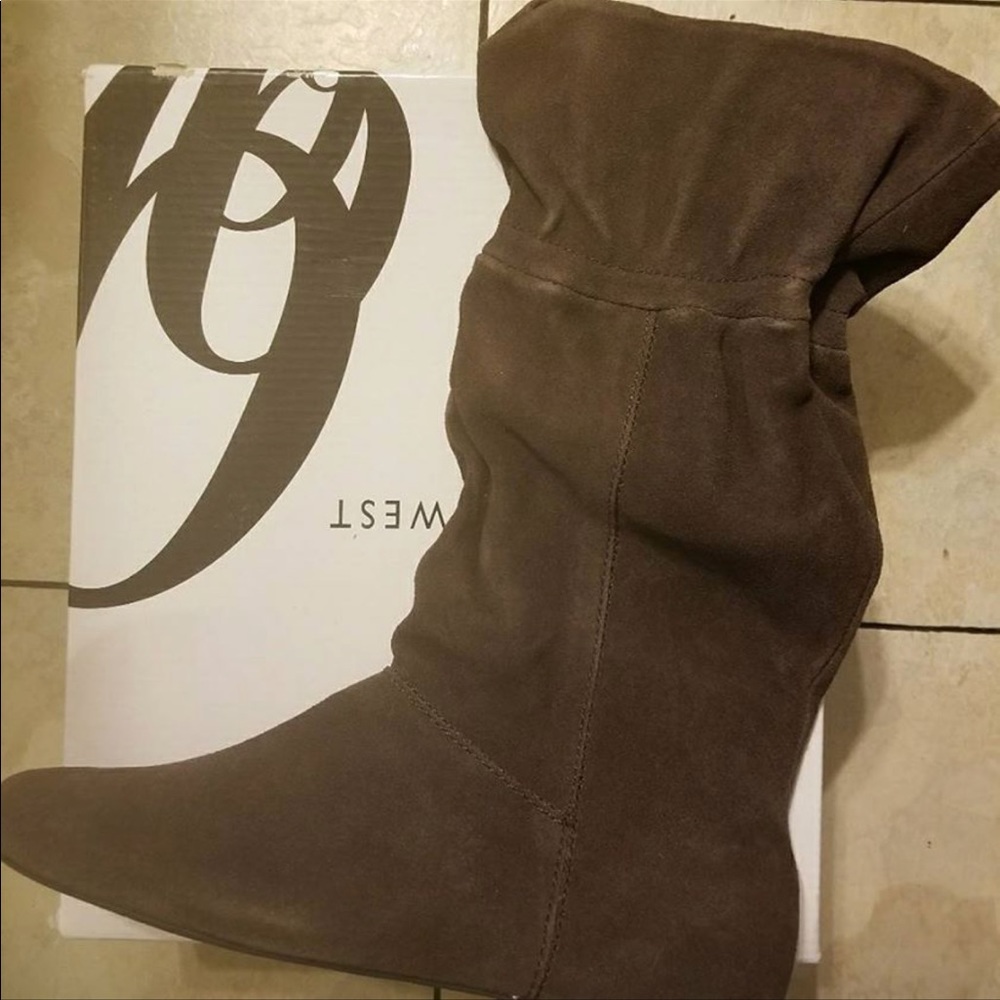 Women’s Nine West boots nib size 9.5